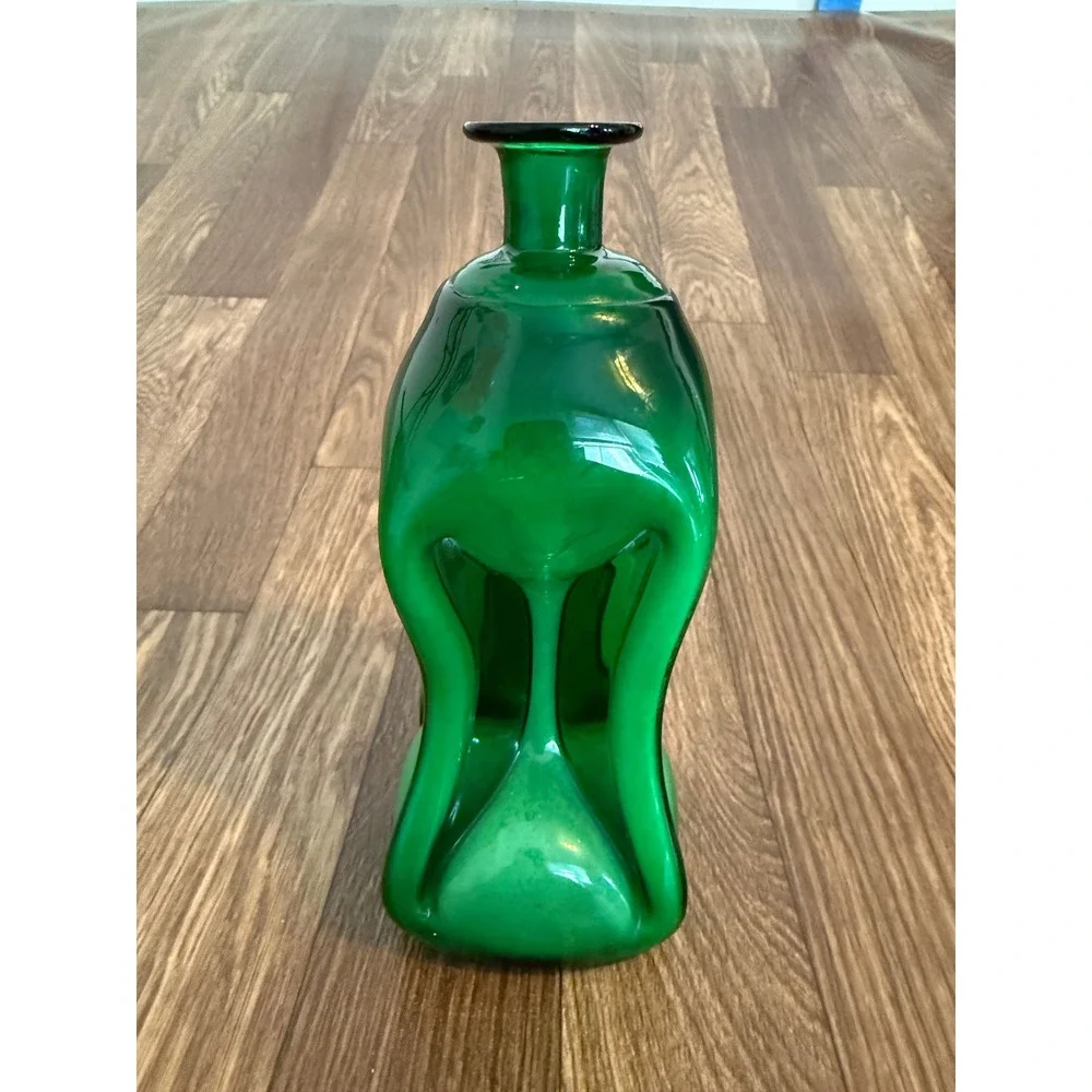 Vintage Emerald Green Pinch Dimple‎ Blown Glass Decanter MCM Art Glass Vase